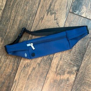 Free people running belt